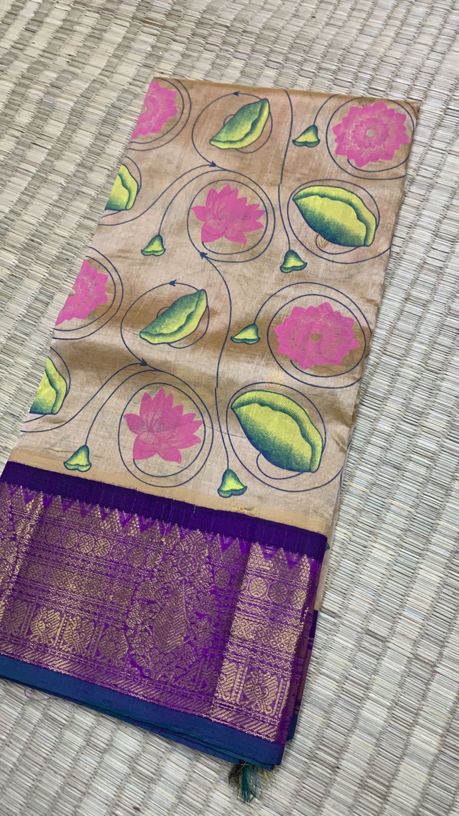Korvai handloom silk cotton Saree in purple colour with pink.roses printed