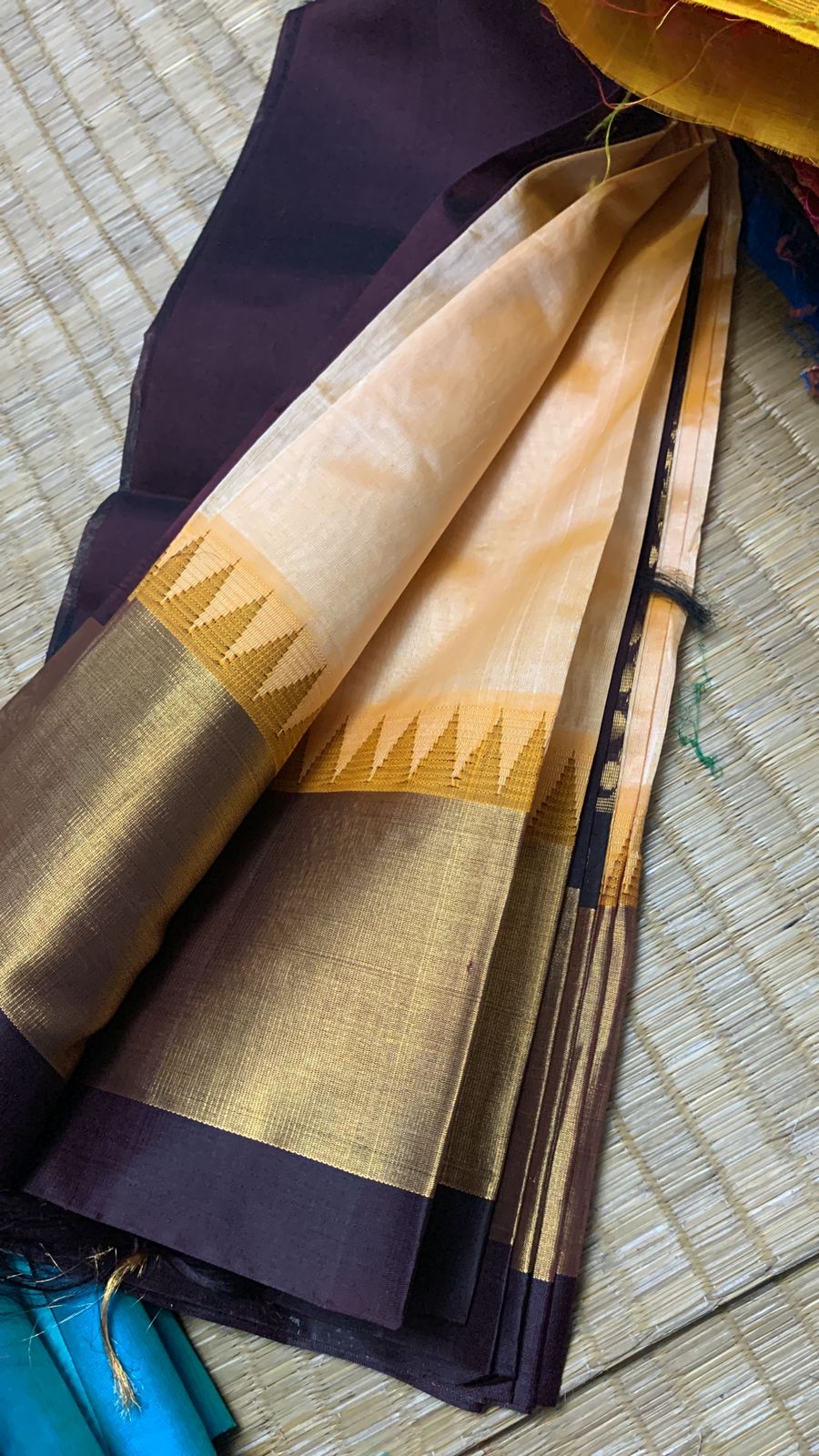 Korvai handloom silk cotton Saree double side kovi border in biscuit color with black