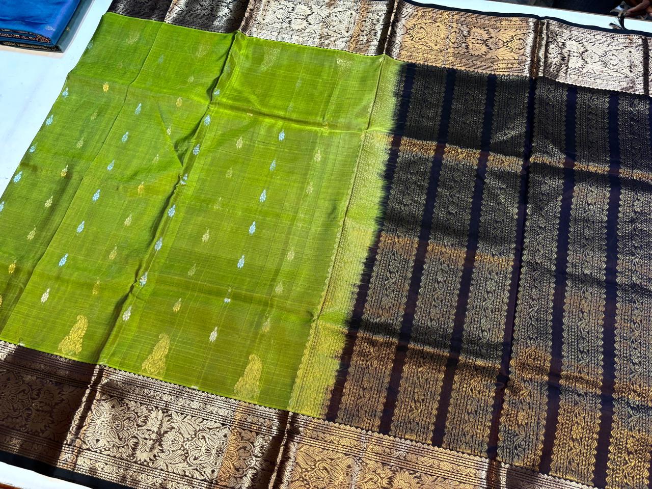 Mangalgiri silk Saree or Mangalagiri pure Pattu Saree blue with navy border