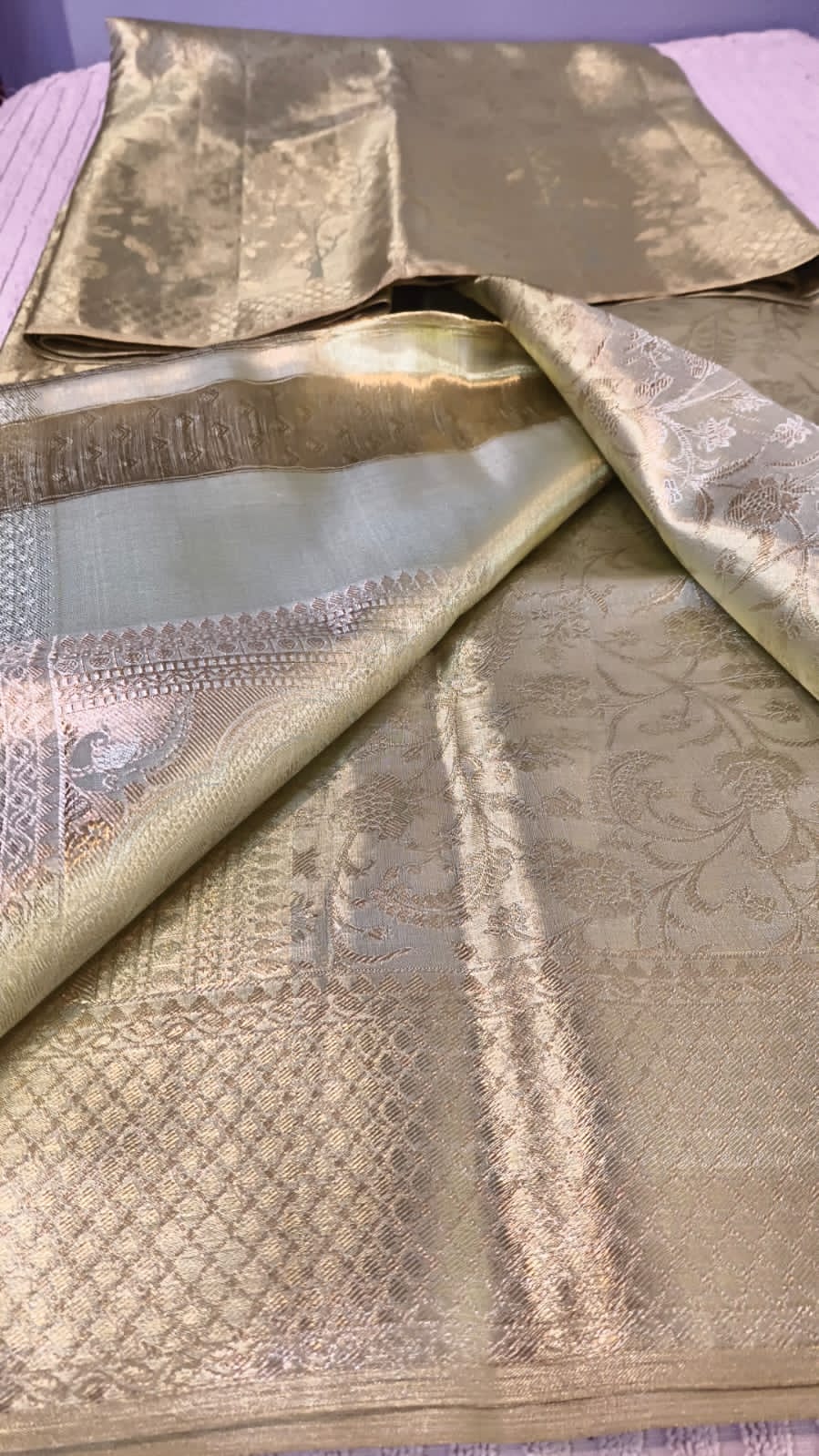 Handloom pure kanjivaram silk saree  bridal silk golden color with tissue all over pure golden jari all over 