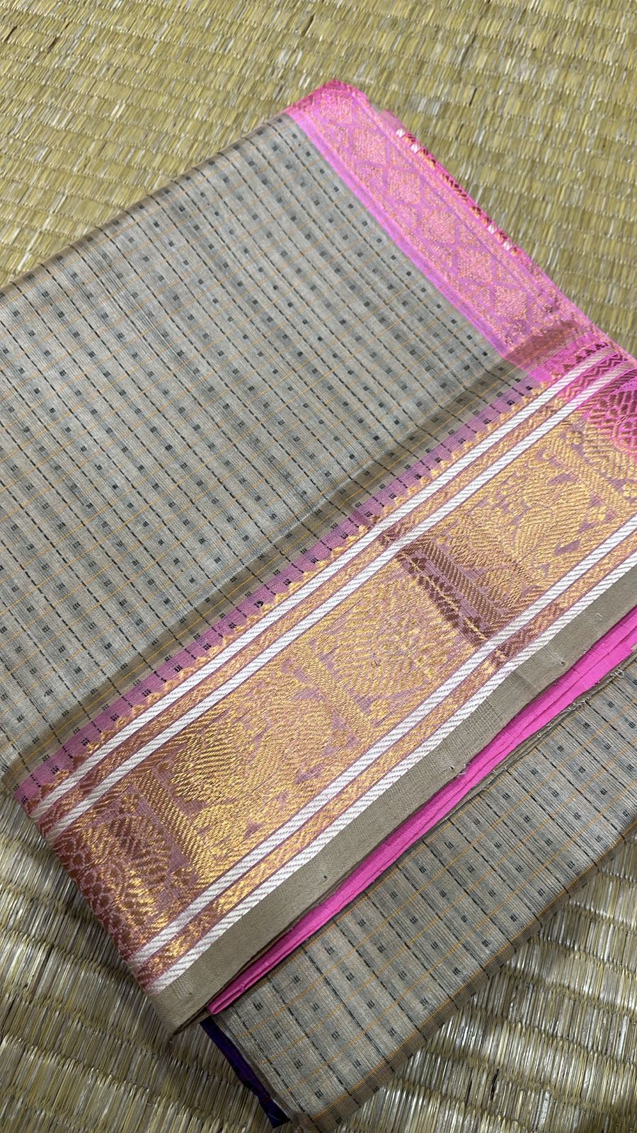 Lakshyadeepam silk cotton Saree in rama graybwith pink border color in Kovai border